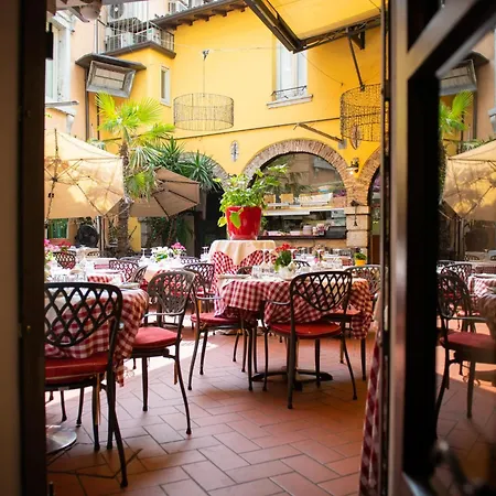 Hotell Alessi Trattoria 3*