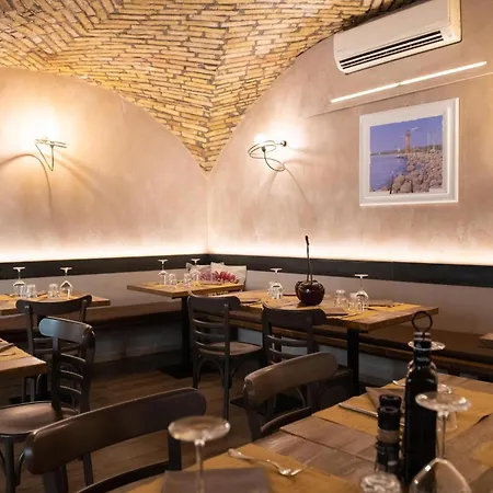Alessi Trattoria Hotell 3*