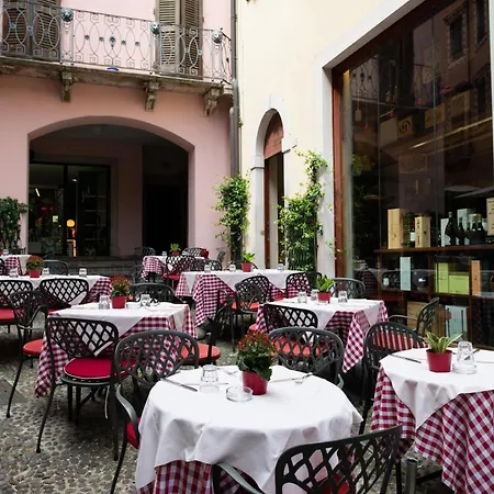 Alessi Trattoria Hotell Desenzano del Garda