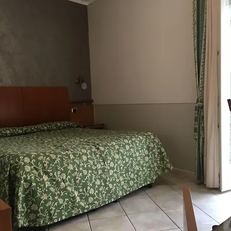 Hotell Alessi Trattoria Desenzano del Garda