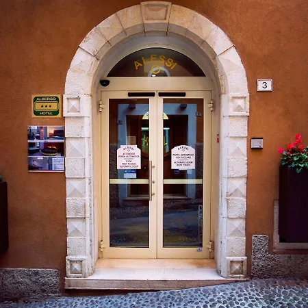 Alessi Trattoria Hotell 3*
